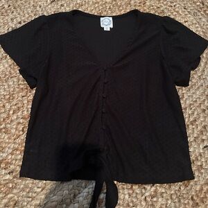 TEXTURED BUTTON DOWN BLOUSE